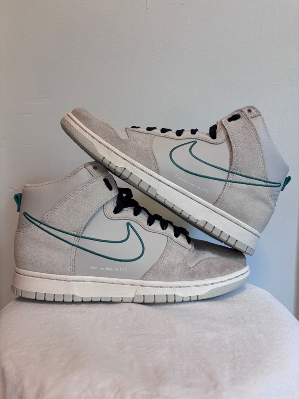 Nike Dunk High SE First Use - Light Bone Green Noise 2021 Size 9.5 M
